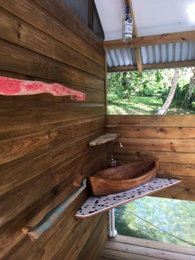 El Toucan Loco Floating Lodges Tierra Oscura Exterior foto